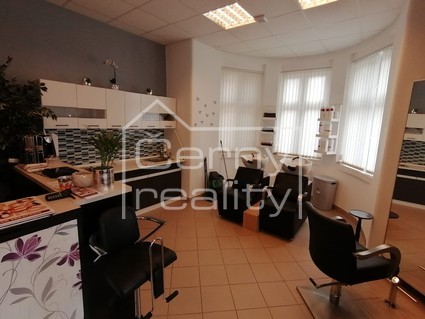 Pronájem kadeřnictví, kanceláří a masérny v centru Ústí nad Orlicí, celkem 95 m2, 1.NP - Fotka 15