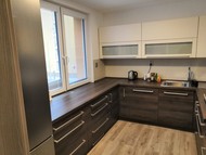Pronájem zařízeného bytu 3+kk (80m2) v centru Pce